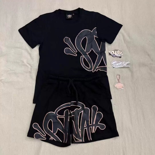 Syna World T-Shirt and Shorts Set (Black / Pink Outline) Hover Image